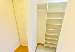 LIFE FIT HOME　1階玄関ホール